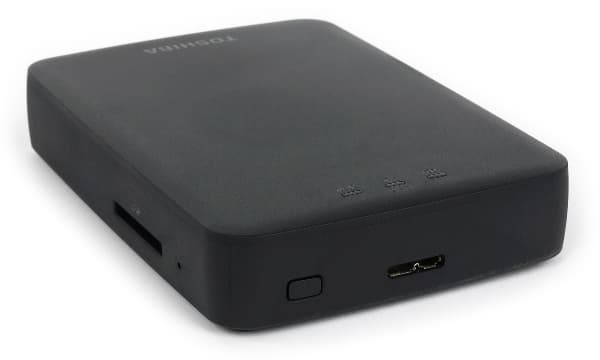 Внешний вид Toshiba Canvio AeroCast Внешний вид Toshiba Canvio AeroCast